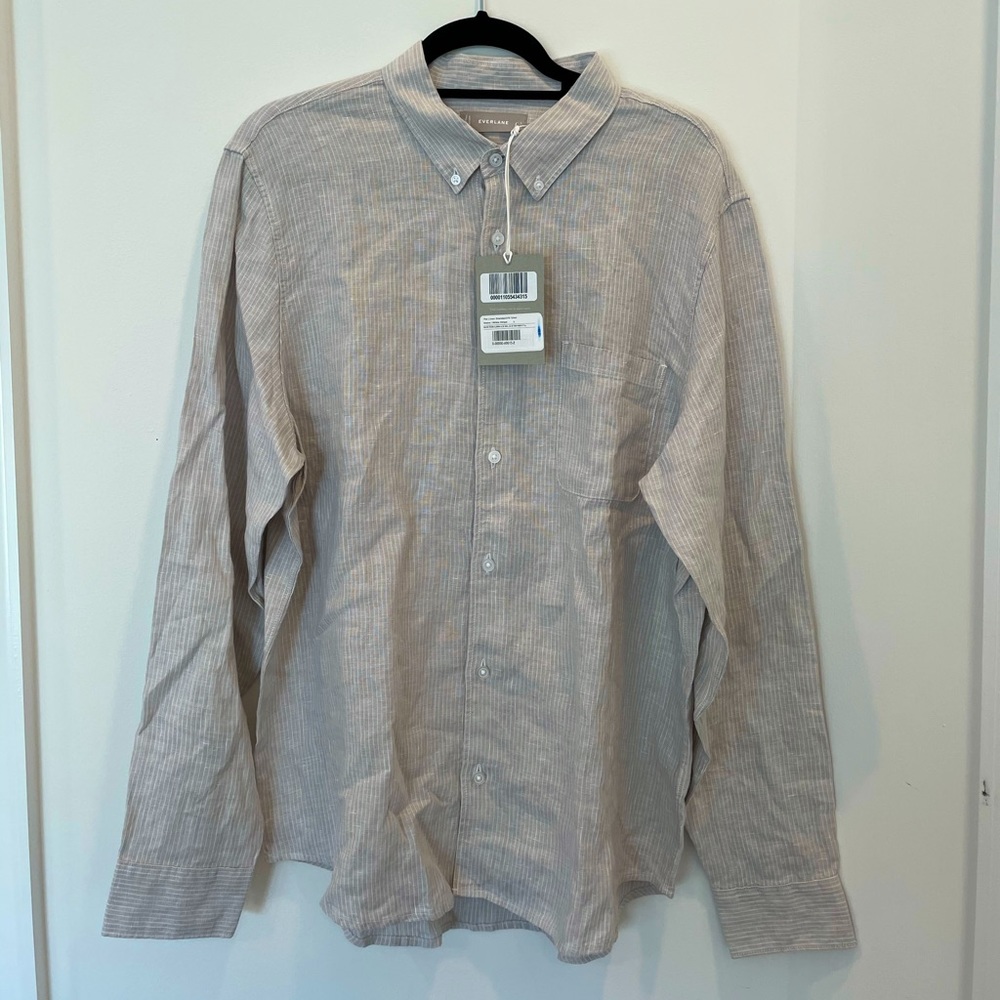 Men’s Brand New Everlane Button Down